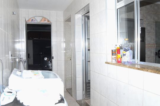 Área de Serviço de casa à venda com 3 quartos, 302m² em Vitoria, Belo Horizonte