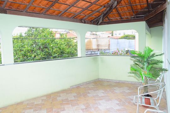 Varanda de casa à venda com 3 quartos, 302m² em Vitoria, Belo Horizonte