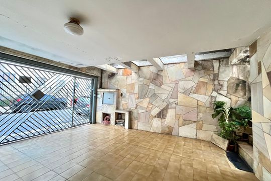 Garagem de casa à venda com 3 quartos, 250m² em Jabaquara, São Paulo