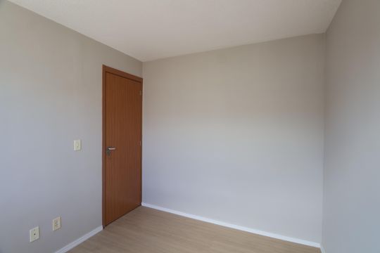 Quarto 2 de apartamento para alugar com 2 quartos, 60m² em São José, Canoas
