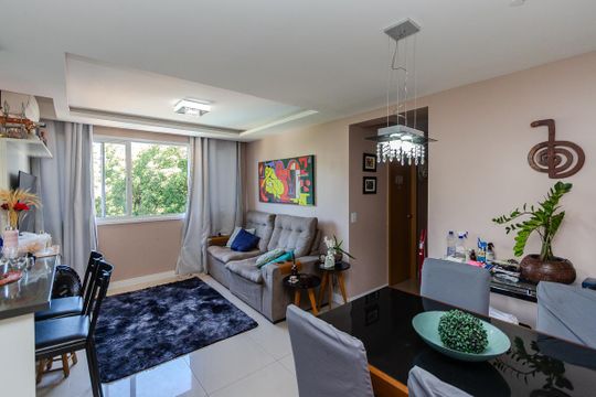 Sala de apartamento para alugar com 2 quartos, 60m² em Teresópolis, Porto Alegre