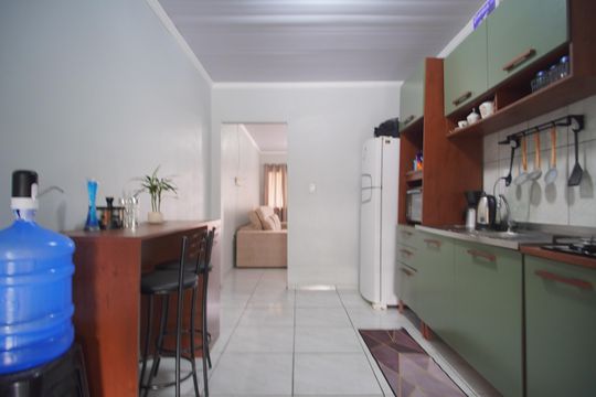 Cozinha de casa à venda com 2 quartos, 80m² em Santos Dumont, São Leopoldo