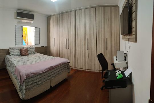 Quarto de casa à venda com 3 quartos, 248m² em Vila Zamataro, Guarulhos
