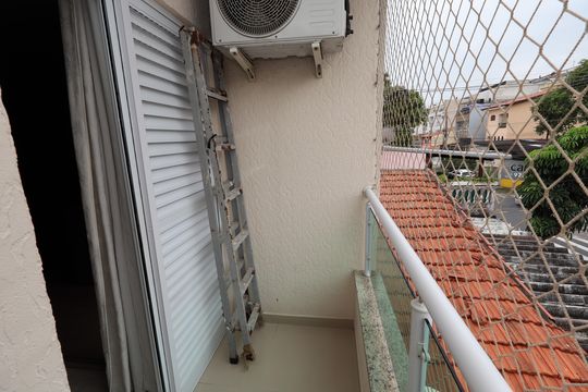 VARANDA SUITE de casa para alugar com 3 quartos, 220m² em Parque Novo Oratório, Santo André