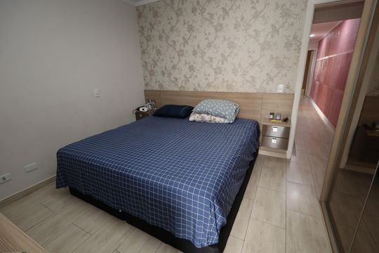 SUITE de casa para alugar com 3 quartos, 220m² em Parque Novo Oratório, Santo André