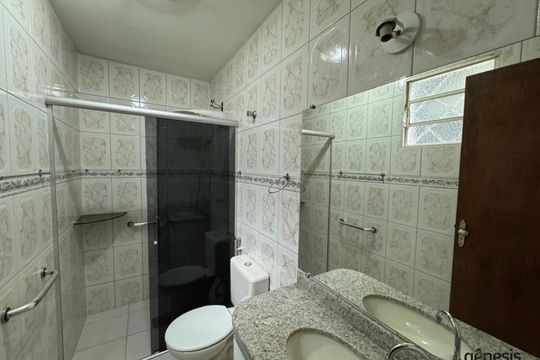 Casa à venda com 5 quartos, 268m² em Betânia, Belo Horizonte