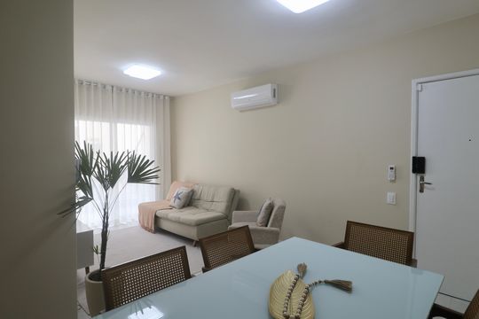 Sala de apartamento para alugar com 2 quartos, 64m² em Jardim Vitoria, Guarujá
