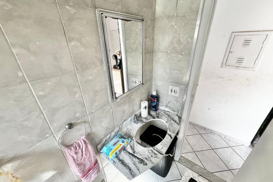 Banheiro de apartamento à venda com 2 quartos, 55m² em Santana, São Paulo