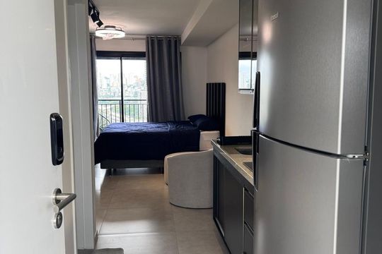 Cozinha de apartamento para alugar com 1 quarto, 32m² em Vila Cordeiro, São Paulo