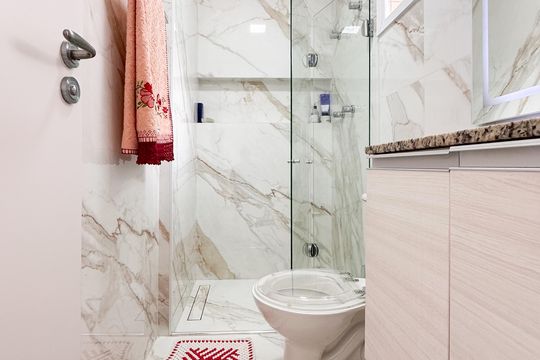 Banheiro da Suíte de apartamento à venda com 3 quartos, 77m² em Vila Margarida, São Bernardo do Campo