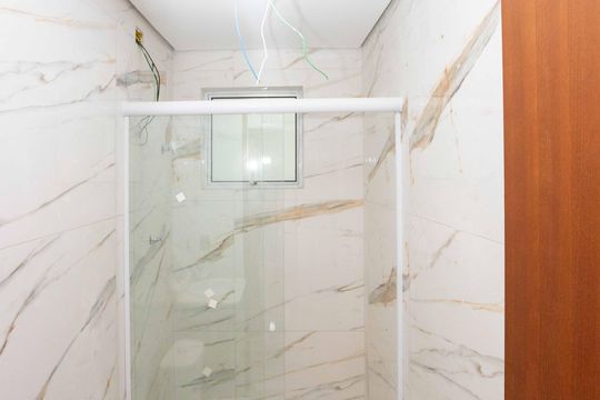 Banheiro Social de apartamento para alugar com 1 quarto, 55m² em Vila Clara, São Paulo