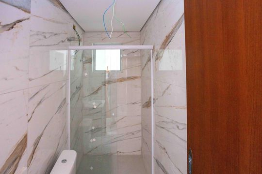 Banheiro Social de apartamento para alugar com 1 quarto, 55m² em Vila Clara, São Paulo