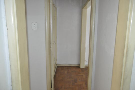 Corredor de apartamento à venda com 2 quartos, 67m² em Pilares, Rio de Janeiro