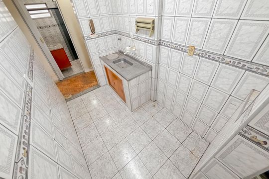 Cozinha de apartamento à venda com 1 quarto, 35m² em Liberdade, São Paulo