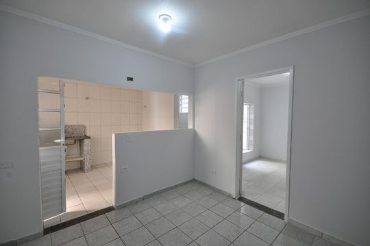 Casa para alugar com 1 quarto, 50m² em Vila Nova Carolina, São Paulo