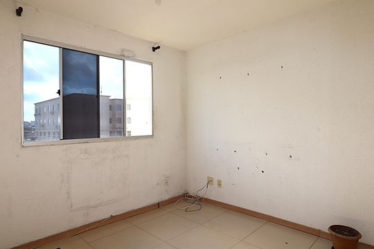 Apartamento à venda com 2 quartos, 43m² em Sarandi, Porto Alegre