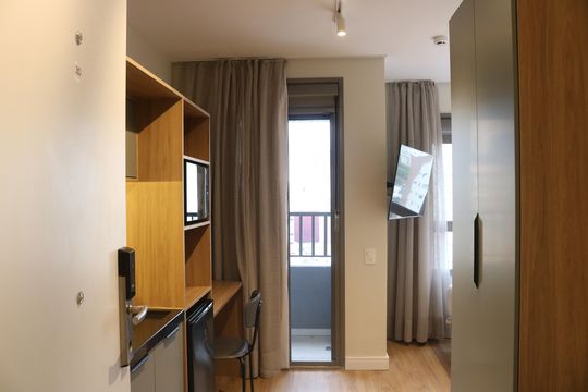 Cozinha de kitnet/studio à venda com 1 quarto, 30m² em Pompeia, São Paulo