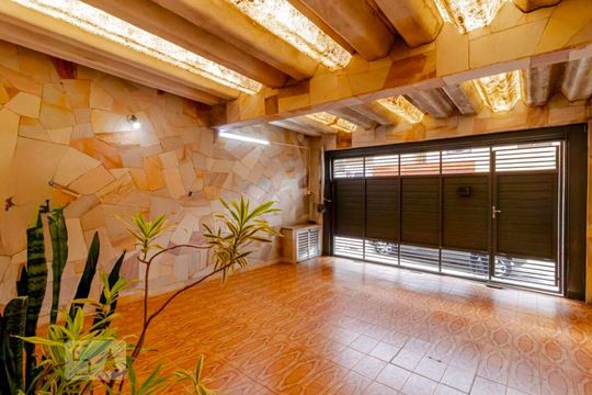 Casa à venda com 3 quartos, 185m² em Jardim Santa Emilia, São Paulo