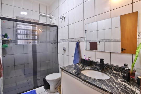Banheiro de casa à venda com 3 quartos, 134m² em Vila Prudente, São Paulo
