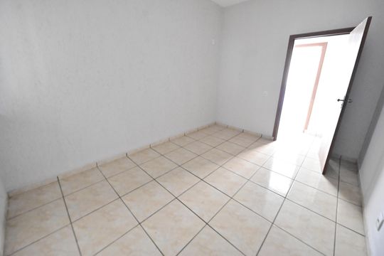 Casa para alugar com 3 quartos, 276m² em Residencial Campos Dourados, Goiânia