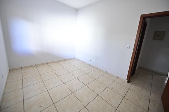 Casa para alugar com 3 quartos, 276m² em Residencial Campos Dourados, Goiânia