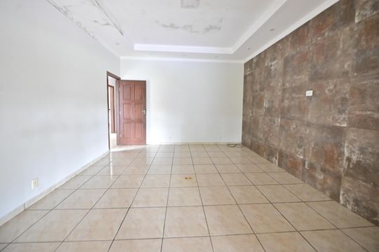 Casa para alugar com 3 quartos, 276m² em Residencial Campos Dourados, Goiânia