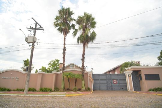 Fachada de casa de condomínio à venda com 3 quartos, 124m² em Pinheiro, São Leopoldo