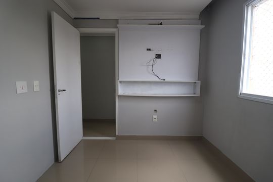 Quarto 1 de apartamento à venda com 2 quartos, 44m² em Jardim Utinga, Santo André