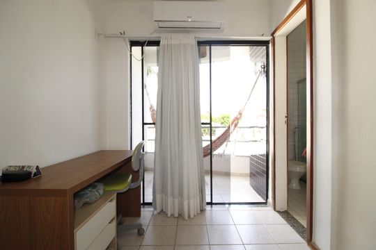 Suíte 1 de casa de condomínio para alugar com 2 quartos, 97m² em Patamares, Salvador