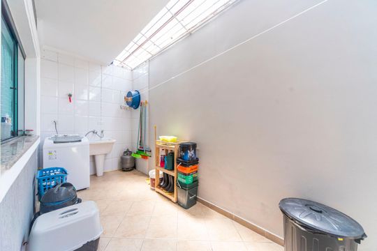 Área de Serviço de casa à venda com 3 quartos, 108m² em Vila Alto de Santo Andre, Santo André