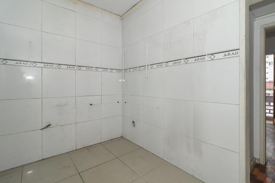 Cozinha de apartamento à venda com 3 quartos, 74m² em Petrópolis, Porto Alegre