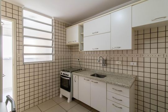 Cozinha de apartamento à venda com 2 quartos, 55m² em Taboão, Guarulhos