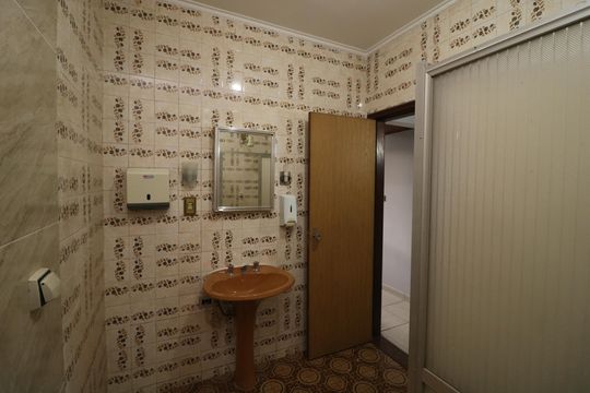 Banheiro da Suíte de casa para alugar com 3 quartos, 300m² em Jardim Avelino, São Paulo