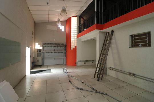 Área comum de casa para alugar com 3 quartos, 300m² em Jardim Avelino, São Paulo