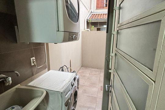 Casa de Condomínio à venda com 3 quartos, 89m² em Teresópolis, Porto Alegre