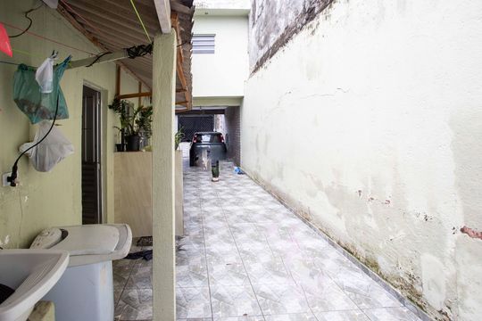 Área de Serviço de casa para alugar com 4 quartos, 76m² em Eldorado, Diadema