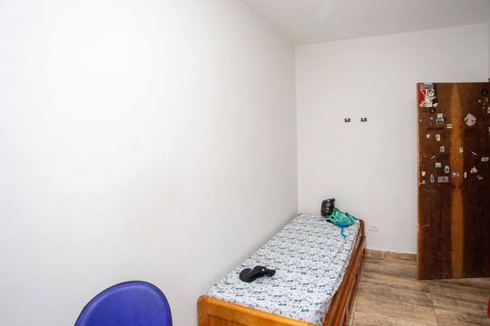Quarto 2Quarto 2 de casa para alugar com 4 quartos, 76m² em Eldorado, Diadema