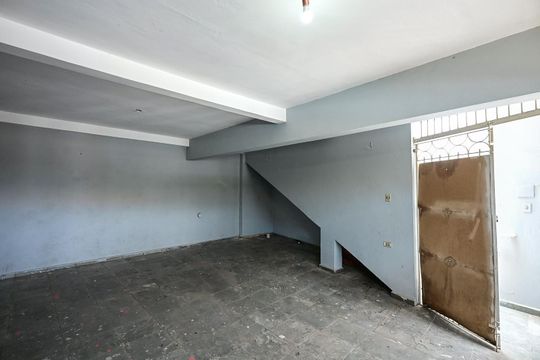 Garagem de casa à venda com 4 quartos, 287m² em Parque Pinheiros, Taboão da Serra