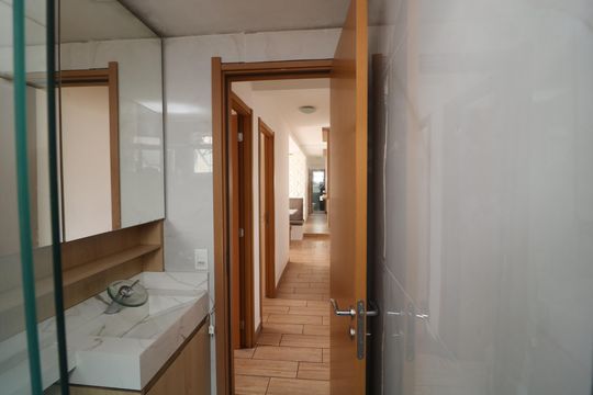 Banheiro de apartamento à venda com 2 quartos, 48m² em Jardim Nove de Julho, São Paulo