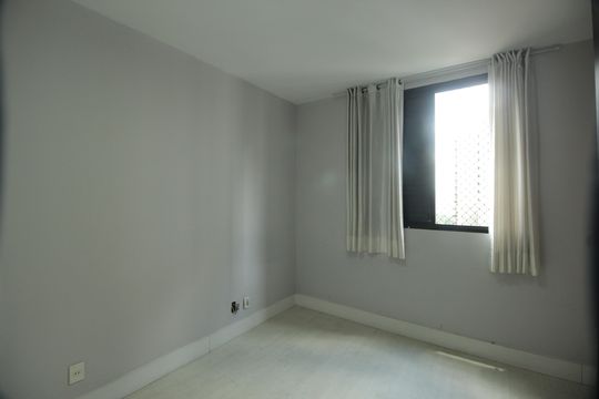 Suíte 1 de apartamento à venda com 5 quartos, 266m² em Jardim, Santo André