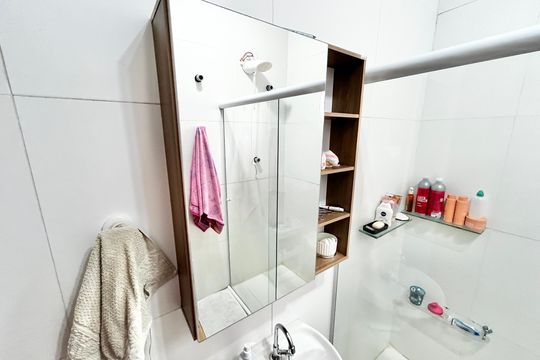 Banheiro de casa à venda com 5 quartos, 124m² em Santa Teresinha, São Paulo