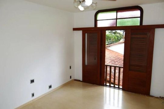 Casa para alugar com 7 quartos, 464m² em Belvedere, Belo Horizonte