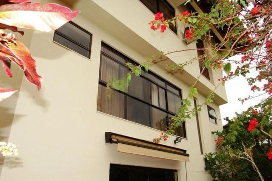 Casa para alugar com 7 quartos, 464m² em Belvedere, Belo Horizonte