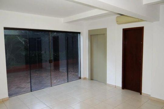 Casa para alugar com 7 quartos, 464m² em Belvedere, Belo Horizonte
