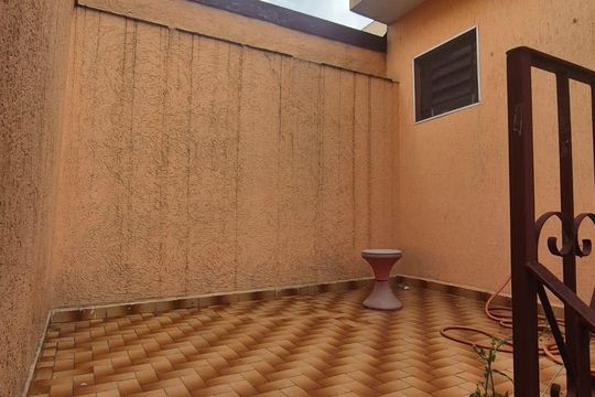 Área externa de casa à venda com 3 quartos, 159m² em Vila Constança, São Paulo