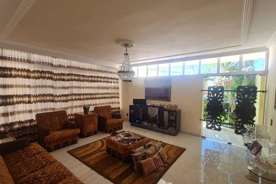 Casa à venda com 4 quartos, 388m² em Chácara Urbana, Jundiaí