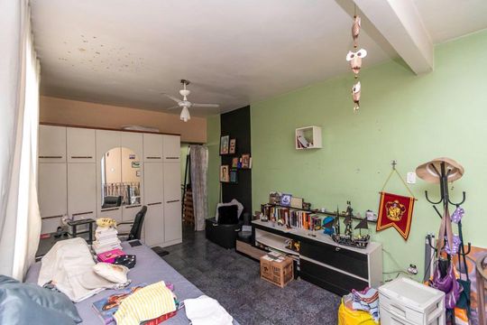 Casa da frente - Suíte 2 de casa à venda com 6 quartos, 480m² em Penha, Rio de Janeiro