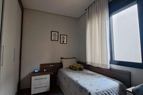 Quarto de casa de condomínio à venda com 3 quartos, 231m² em Swiss Park, Campinas