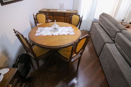 Casa à venda com 3 quartos, 240m² em Vila Charlote, São Paulo