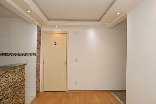 Apartamento para alugar com 2 quartos, 45m² em Vila Raquel, São Paulo